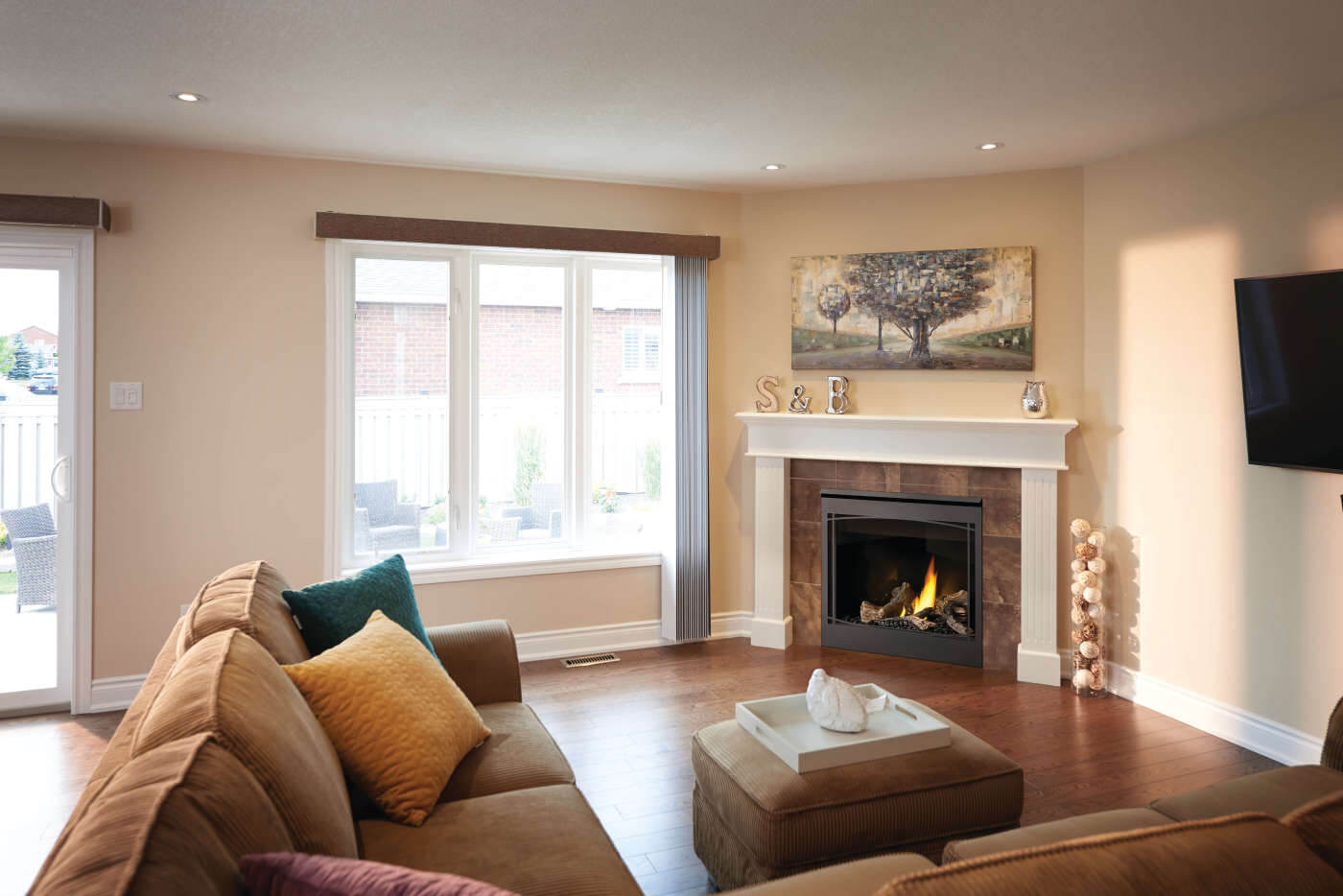 Napoleon Ascent™ Direct Vent Gas Fireplace